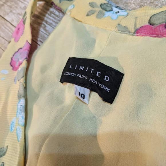 Vintage Cottage Core Yellow Floral Dress - Picture 3 of 16